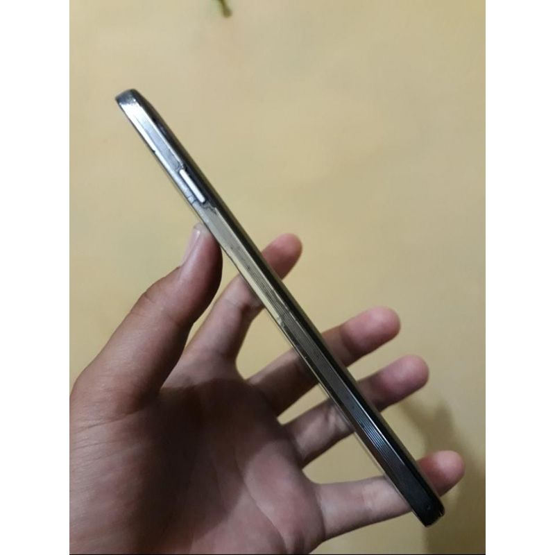 Huawei Mate X Vs Samsung Galaxy Fold Who Did It Better